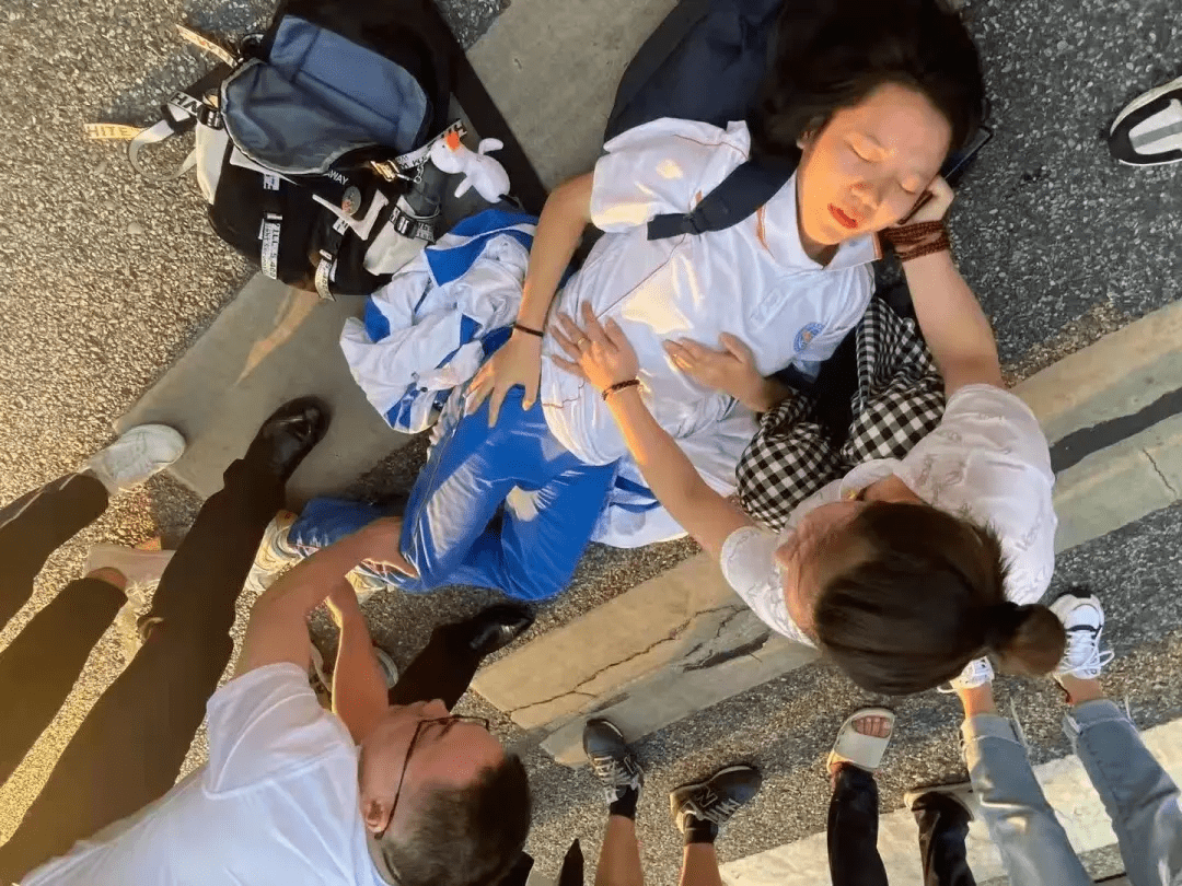 法国大胜塞浦路斯，碾压对手赢得掌声